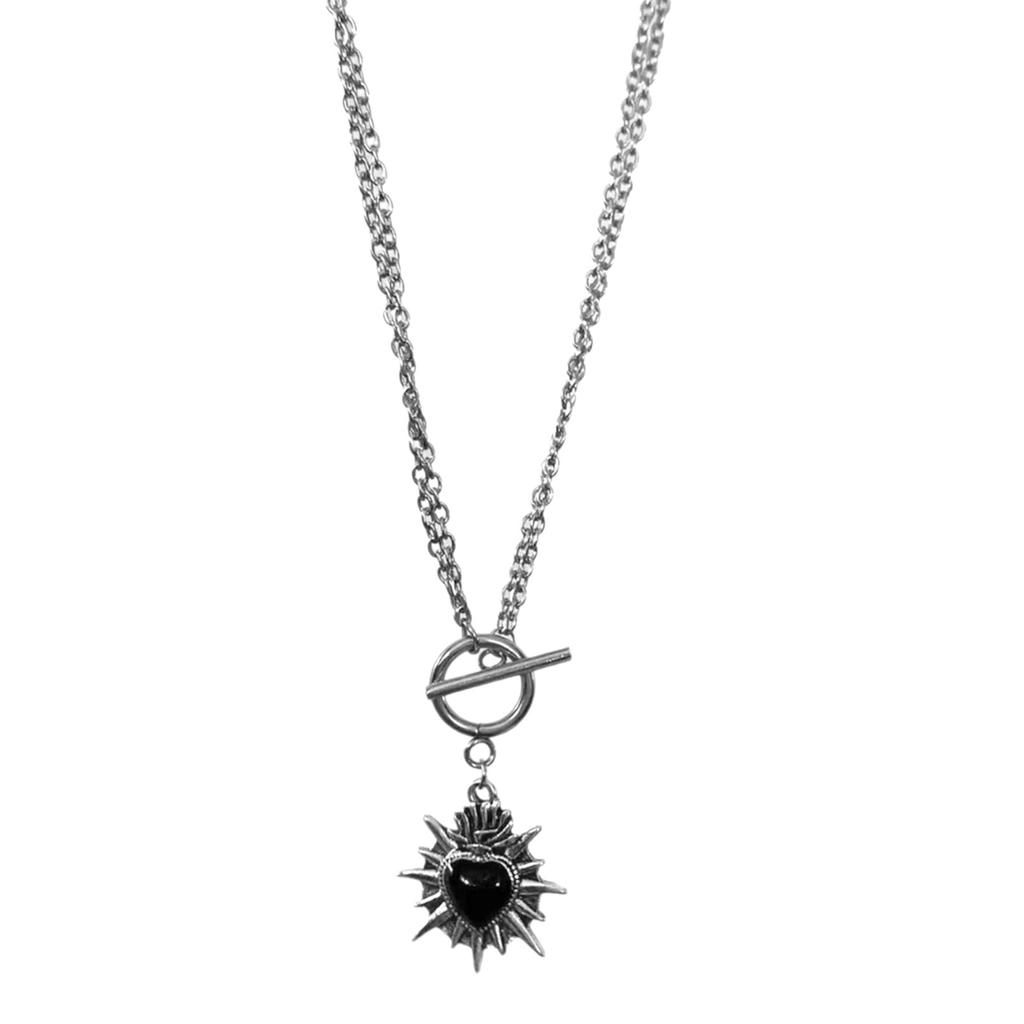 Punk Spike Heart Gothic Alloy Necklace Edgy Design Lightweight Gothic Neck Chain For Everyday Wear Unique Gift Idea