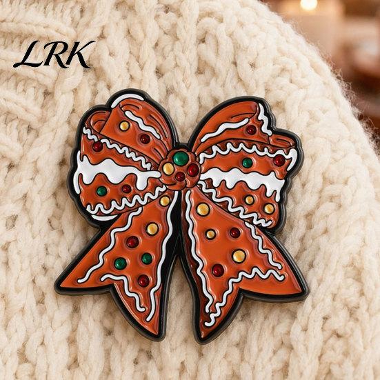 Soft Painting Enamel Pin Brooch Pin, Gingerbread Man Design Lapel Glaze Bright Color Stable Clamping Badge with Standard Safety Christmas Colors