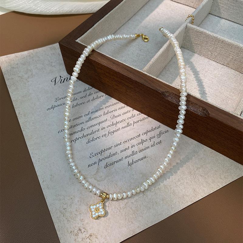 Luxury  Lucky Flower Shiny Crystal Natural Freshwater Pearl 14K Gold Filled Lady Pendant Necklace Promotion Gift No Fade