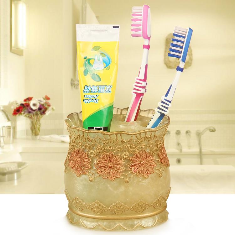 Resin Bathroom Set Toiletries Wash Five Piece Set with Tray Mouth Cup Toothbrush Holder Lotion Bottle  Toilet Brush Tissue Box