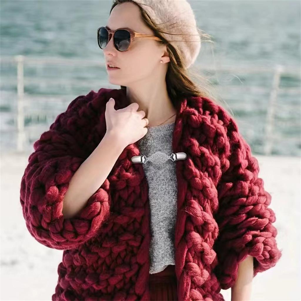 Europa und die Vereinigten Staaten Retro-Legierung Pullover Clip Schal Strickjacke Schnalle Hemd Kragen Clip Anti-Glare Bundle Enge Clip Brosche