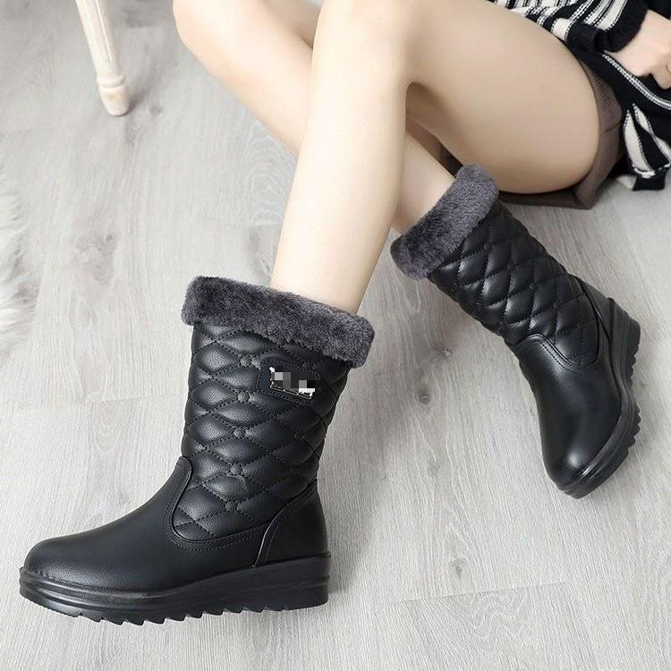 Snow Boots, Women's Padded Cotton Shoes, Anti-slip and Water-resistant Soft Soles, New Style Shoes