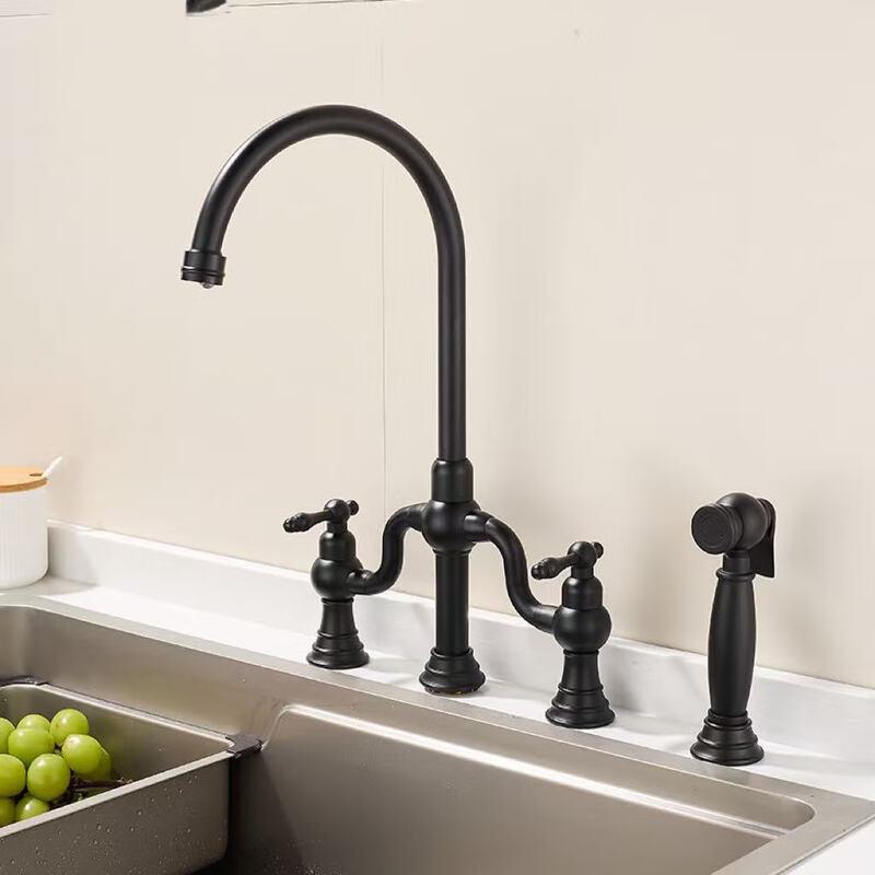 Yibei Antique Brass Kitchen Faucet with Spray Gun