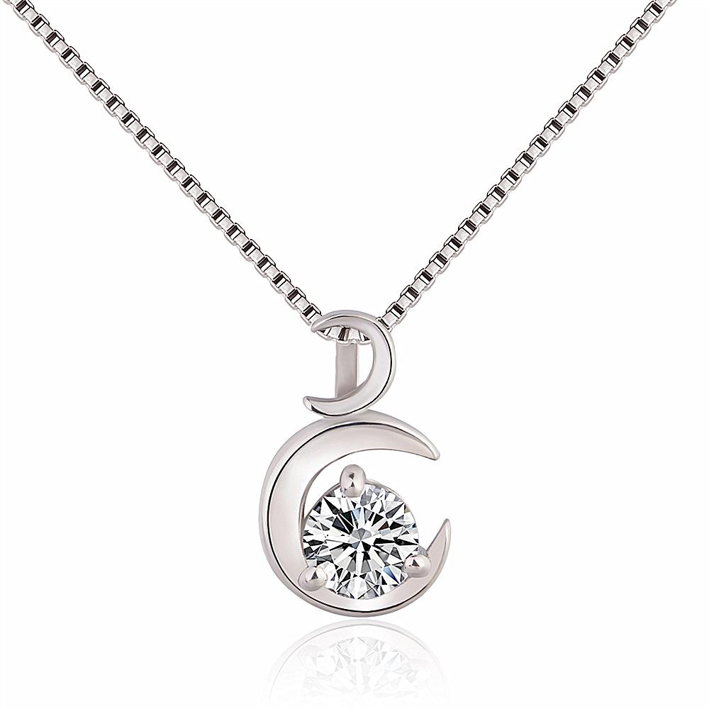 Silver Plated Crescent Moon & Heart Pendant Necklace for Women - Korean Style Fashion Accessory