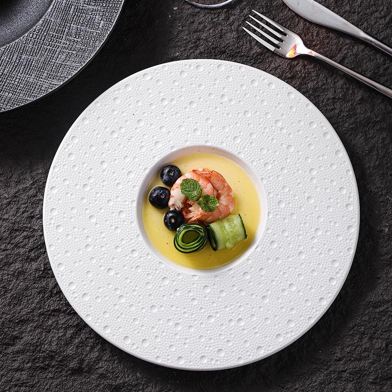 Nordic Minimalist Black & White Ceramic Baking Dish – High-end Display Plate for Influencers, Hotels & Restaurants