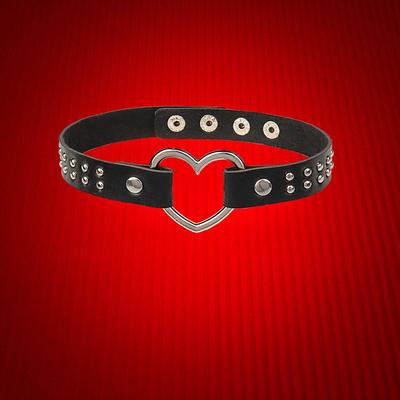 Retro Heart-Shaped Rivet Leather Choker Necklace - European & American Punk Style