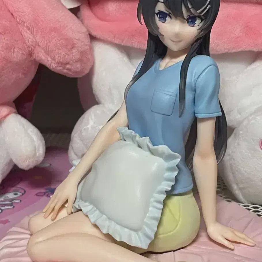 

Молодая Свинка Сакурадзима Май Фигурка