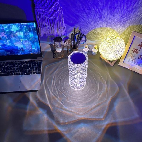 Ny 16-farger Touch-fjernkontroll Switch LED Crystal Bordlampe Diamond Rose Nattlys Atmosfære Nattbord Bar Art Decor