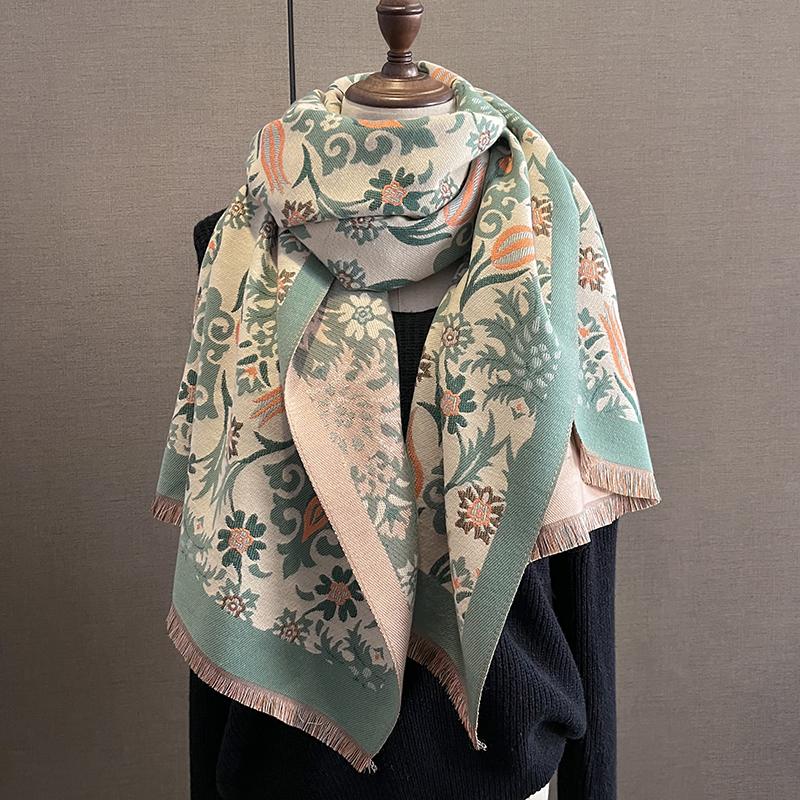 New Women's Luxury Warm Scarf Imitation Cashmere Fashion Shawl for Going Shopping and Gathering Poncho for Lady Winter