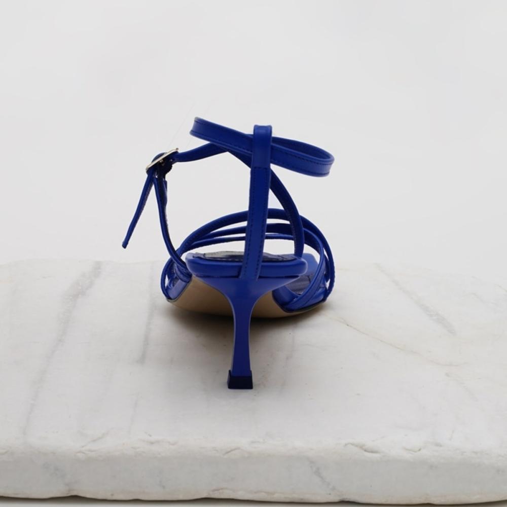 Sandales à talons pour femmes de couleur bleu sax à la mode pour femmes