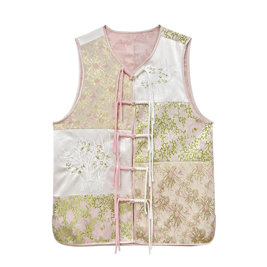 Damenweste im nationalen Stil aus Jacquard-Satin mit Froschverschluss und Freesienstickerei.