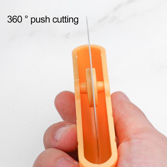 Praktický kráječ na pizzu Mini z nerezové oceli na řezání pizzy