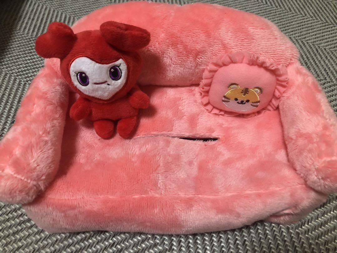 

[USED] TWICE LOVELYS GiGO Chaeyoung Tissue Cover