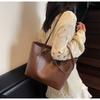Premium Sense Simple Tote Bag New Fashion Shoulder Bag Commuter Casual Versatile Large Capacity Retro Bag