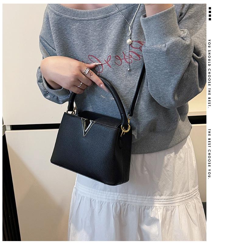 2025 Trendy V-Shaped Women's Handbag: Elegant Versatile Shoulder & Crossbody Bag