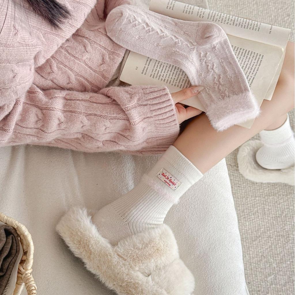 Ladies Autumn Winter Thickened Warm Gentle Wool Medium Tube Stack Socks