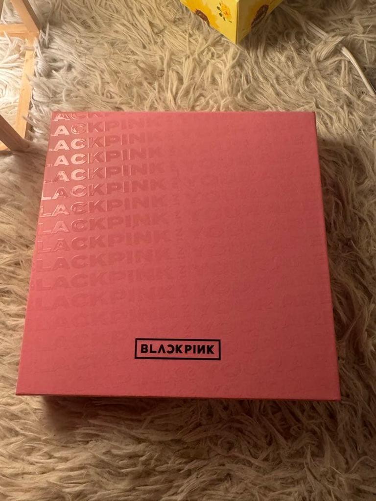 [USED] BLACKPINK 2019-2020 WORLD TOURIN YOUR