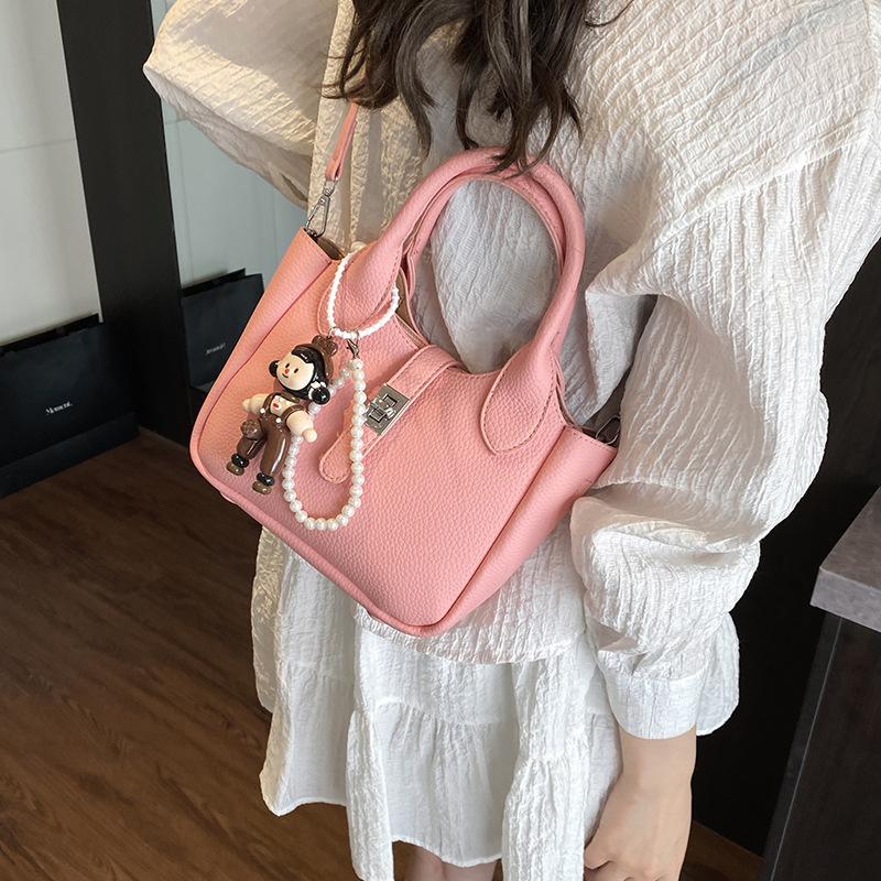 Portable Tote Bag Women's New Versatile Fashion Shoulder Underarm Bag Commuter Messenger Bag