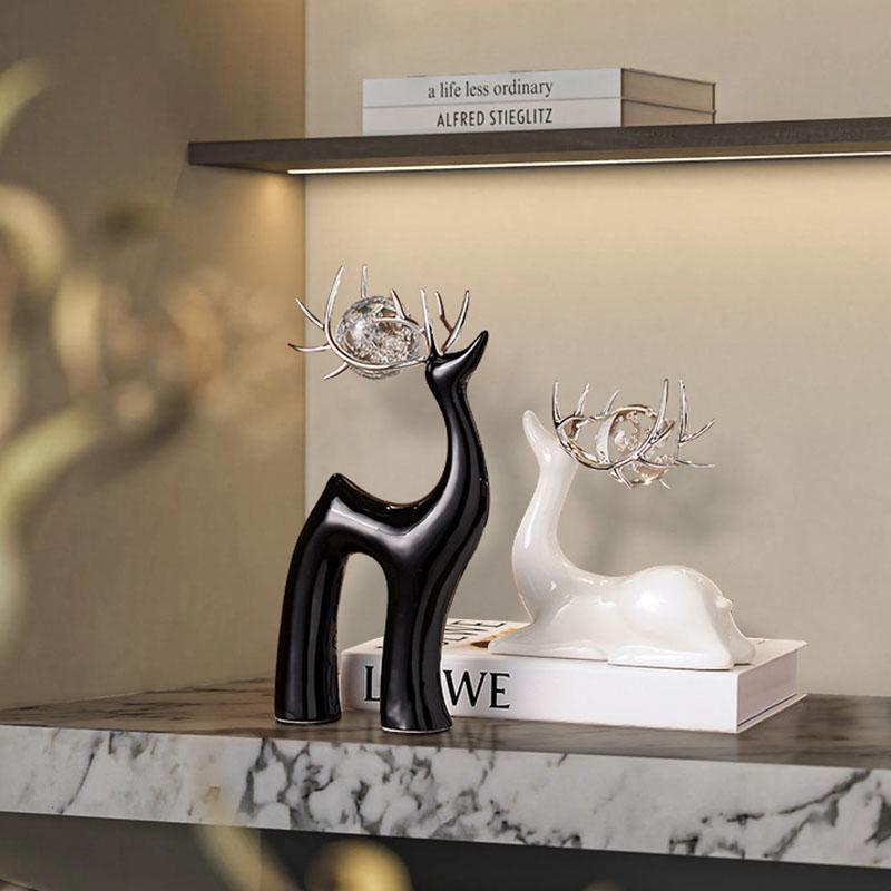 European Elegant Luxury Ceramic Elk Decorative Ornament – Home Living Room, Wine Cabinet, TV Cabinet, Hotel Lobby Decor