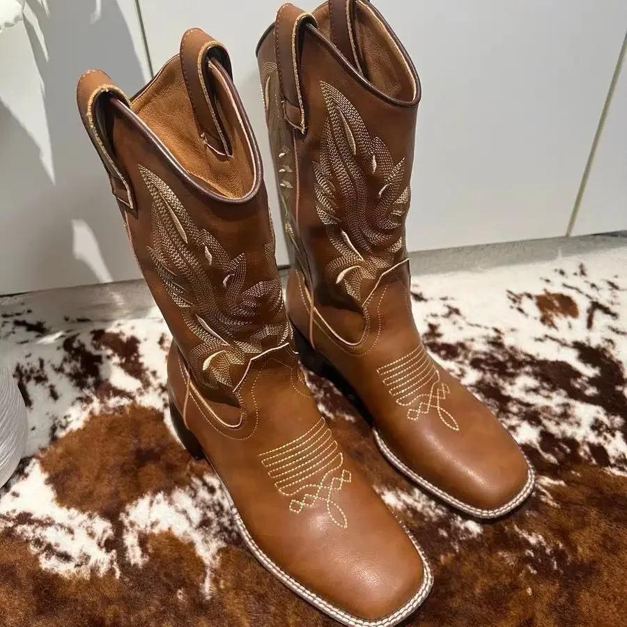 Winter Vintage Brown Women Boots Cowboy Boots Women 2025 Embroidered Square Toe Brown Long Boots Chunky Mid Calf Women Shoes