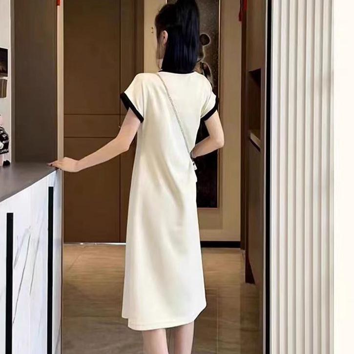 Women s European Style Ice Silk Summer Dress: Short Sleeve Slim Fit Long Skirt with Letter Print and Split Design. Medium белый