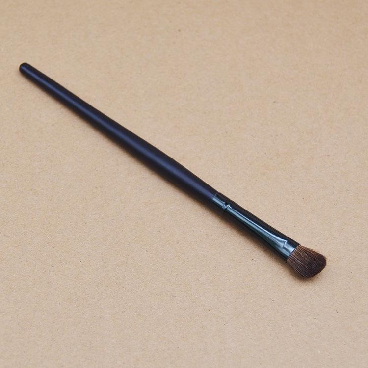 In-Stock Angled Pony Hair Eyeshadow Brush with Short Handle - Ideal for Nose Contouring & Eye Shading