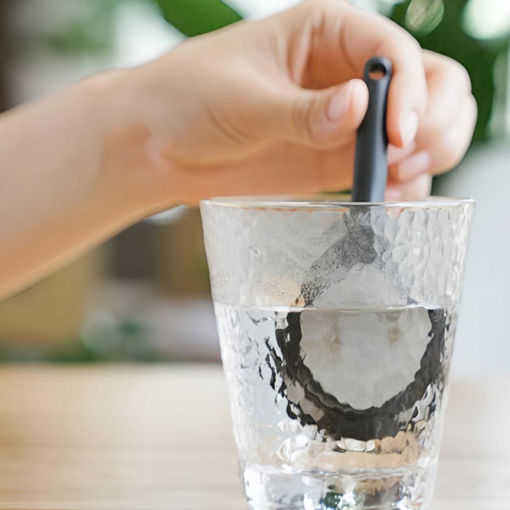 Plastic Teas Strainer Fine Mesh with Comfortable Nonslip Hanging Handle Spoon Coffee Filter Grease Kitchen Supplies