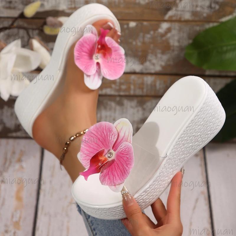 Fashion Flower Decor Wedge Sandals Women 2025 Summer Chunky Platform Beach Slippers Woman Plus Size43 Light Non Slip Outdoor Slides