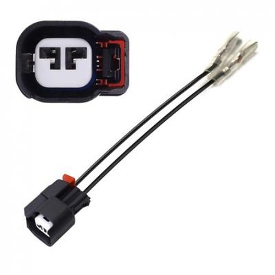 Otomobil Elektroniği Aksesuarları – Kablolar, Adaptörler ve Soketler