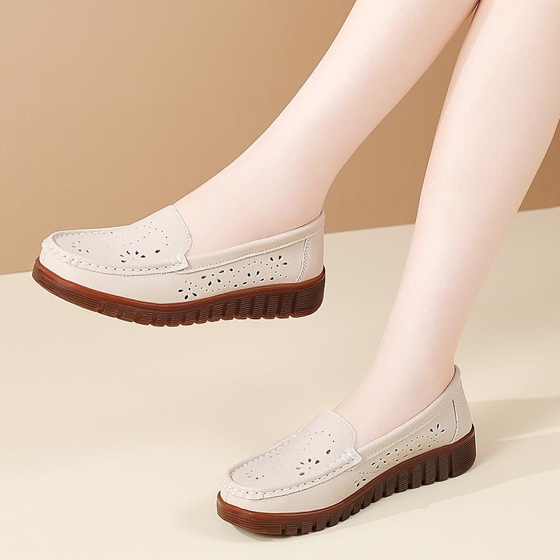 Women's Summer Loafers Leather Driving Moccasins Comfort Flats Casual Slip On Plus Size Shoes for Girl