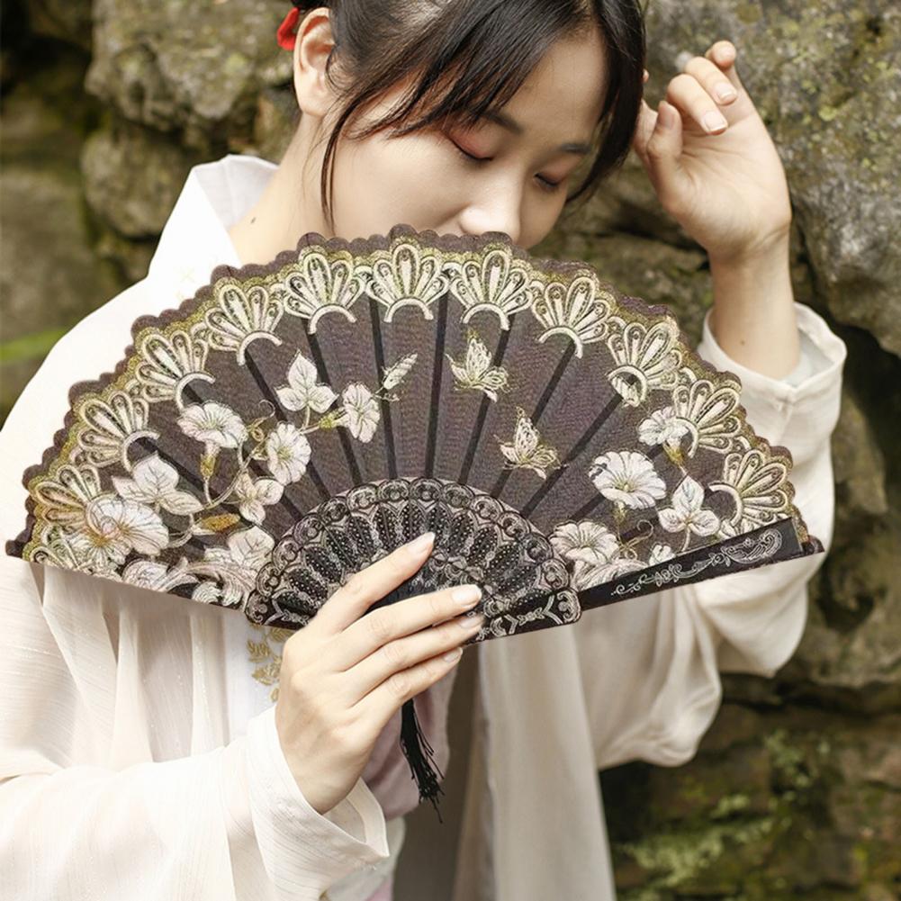 Handheld Fan Vintage Style Bright Color Flower Pattern Cloth Retro Chinese Style Folding Fan Photography Prop
