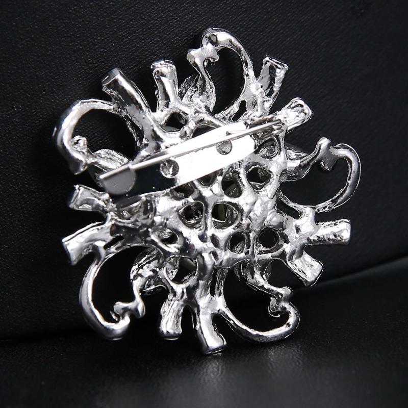 Fashion Silver Plated Wedding Brooches Simulated Pearl Brooch Flower Collar Dressing Hijab Pins Fashion Jewelry.