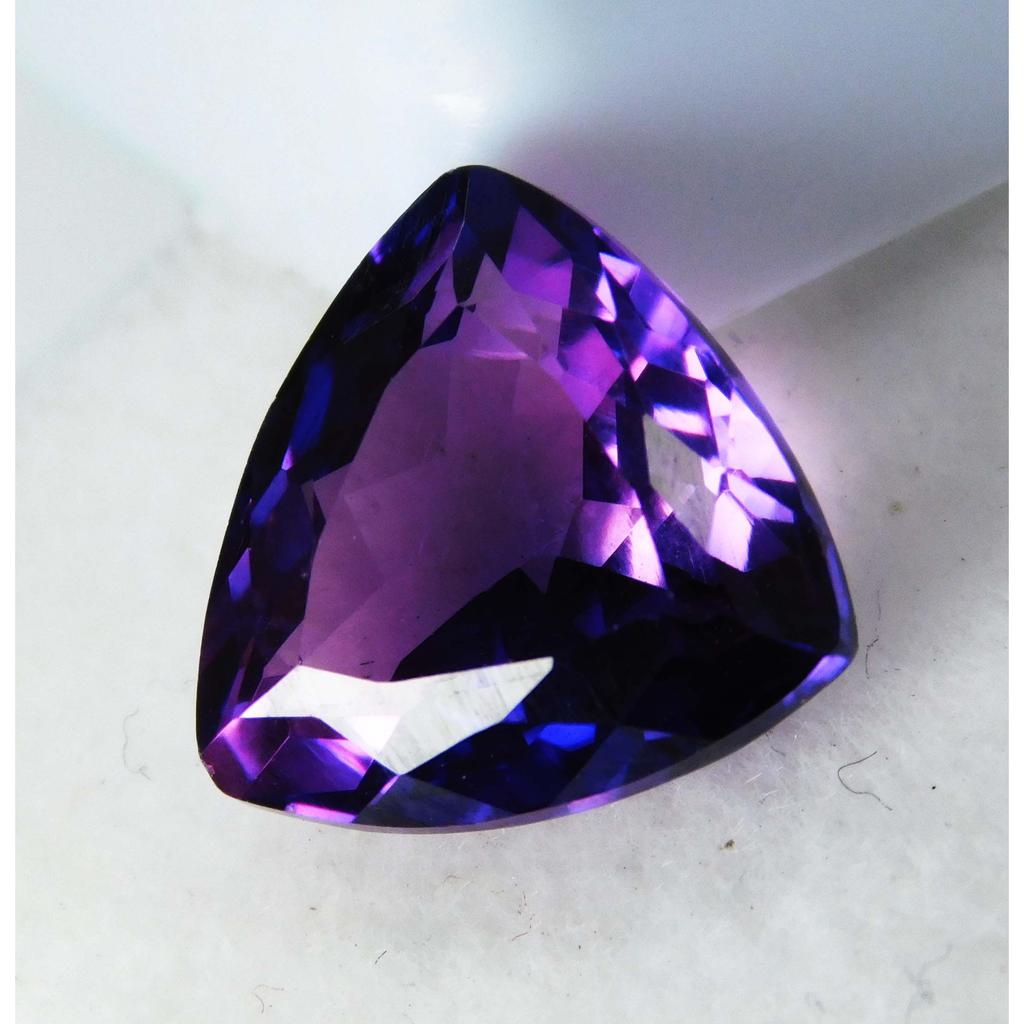 Splendid Natural 7.69 Ct Purple Tanzanite Trillion Cut Loose Gemstone
