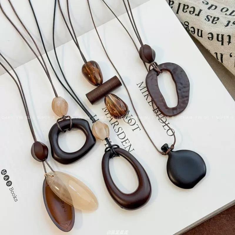 Vintage Long Irregular Circular Pendant Necklace For Women Ethnic Adjustable Sweater Chain