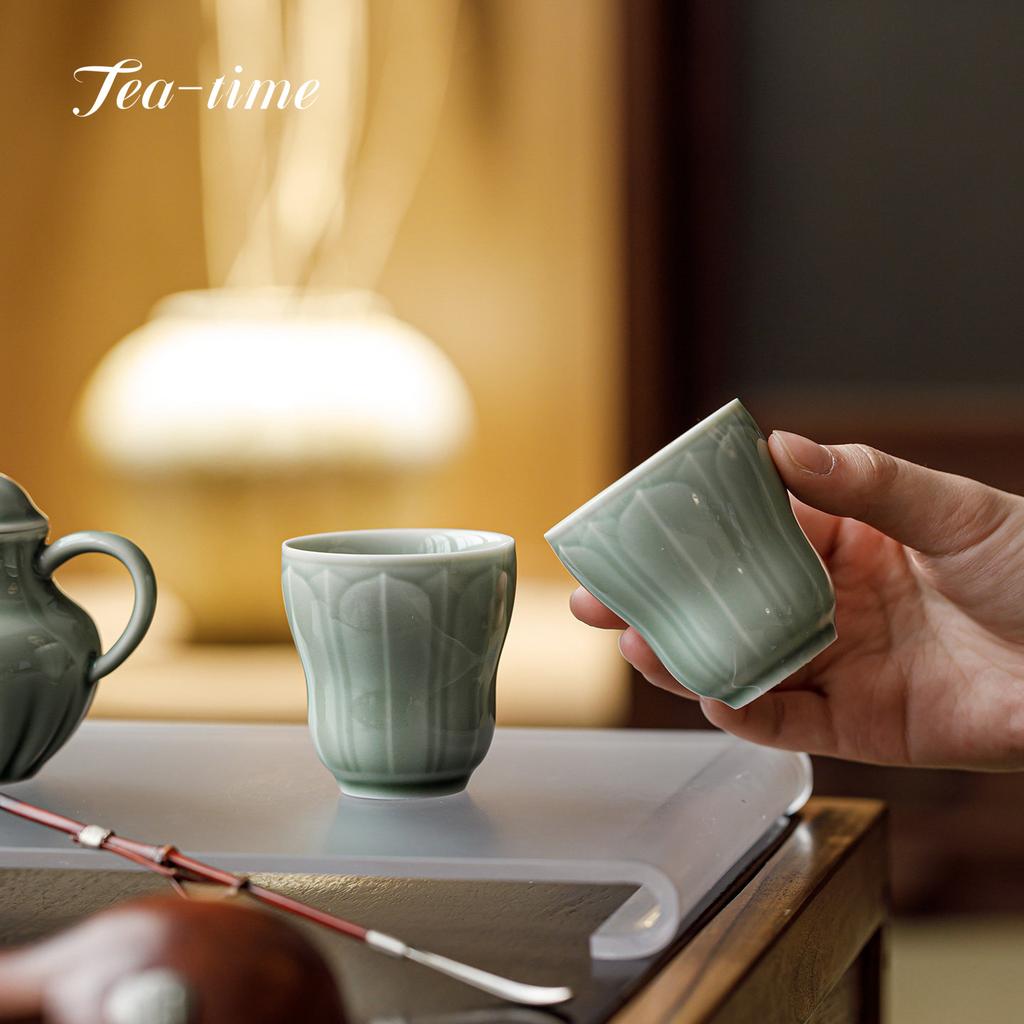 Yue Kiln Celadon Ceramic Tea Cup Vintage Handmade Relief Lotus Cups Tea Bowl Teacup Teacups Unusual Maker Jingde Town Puera Tool