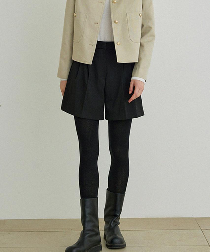 Aejeuipeu Louis Half Pants (Black)