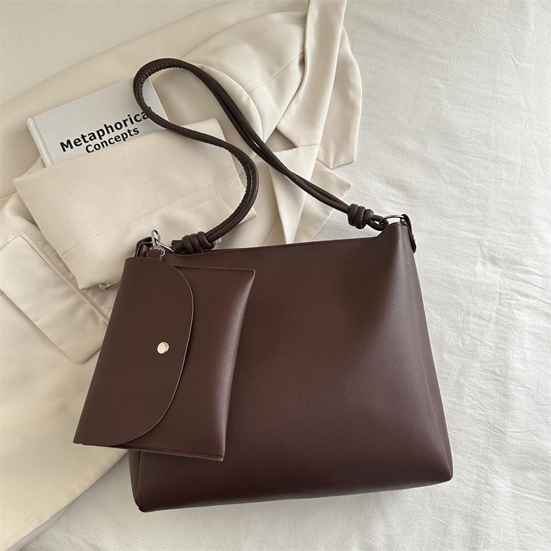 

Популярные сумки этого года женские сумки для поездок большой вместимости 2025 новая летняя ретро-мода сумки через плечо сумки-ведра