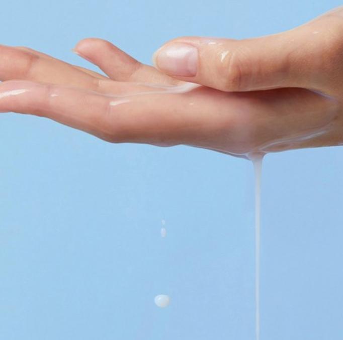 Creme-zu-Haut-Spray für sofortige Feuchtigkeit & Hautbalance