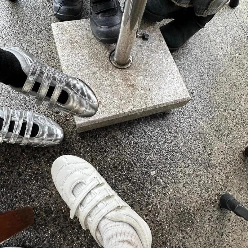 Fashion Women's Sneakers Flats Running Sport Shoes Designer Spring Casual Shoes Woman 2025 New Brand Walking Comfort Femme Chaussures