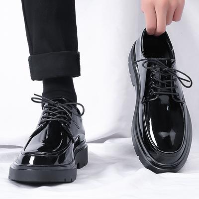 Business-Lederschuhe für Herren im Hong Kong-Stil, trendige Herrenschuhe aus glänzendem Leder im britischen Stil, Plateauschuhe aus Lackleder, lässige Trendschuhe