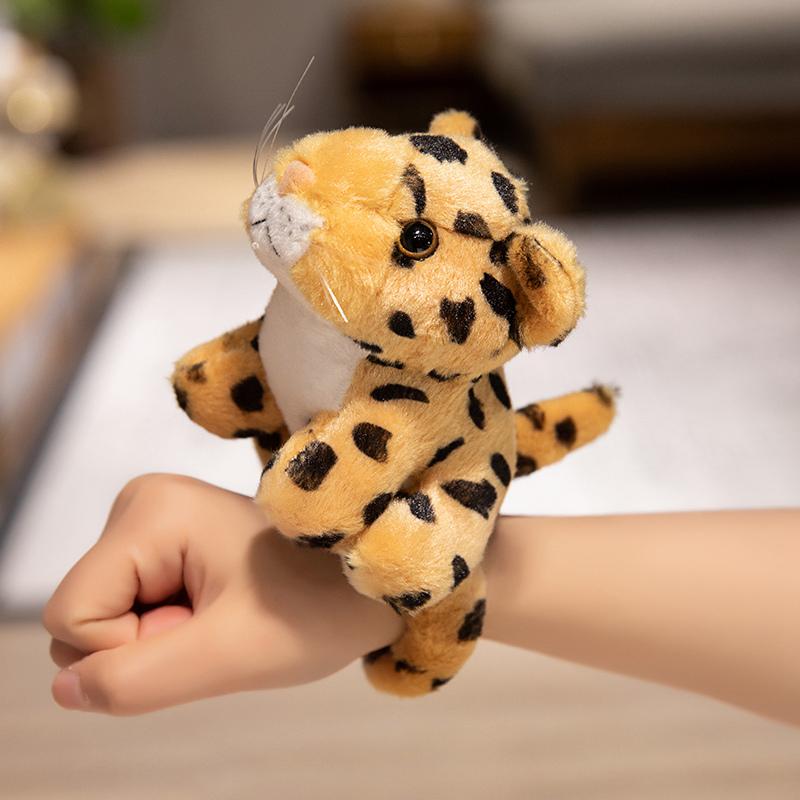 Stofftier Panda Giraffe Leopard Tiger Elefant Klatscharmband für Kinder Handring Armband Weiches Plüsch-Handgelenk Kreatives Spielzeug Geschenk