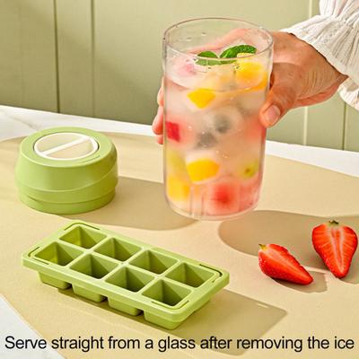 Yousheng Tragbarer Eiswürfelbereiter Becher 2-in-1 BPA-Freie Wasserflasche & Eiswürfelform mit Drehverschluss Auslaufsicher Reiseutensilien für Camping Zuhause Büro