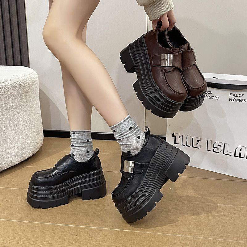 Thick-soled heightening British style small leather shoes women's 2025 new summer and autumn black giant comfortable shoes giant good-looking shoes s