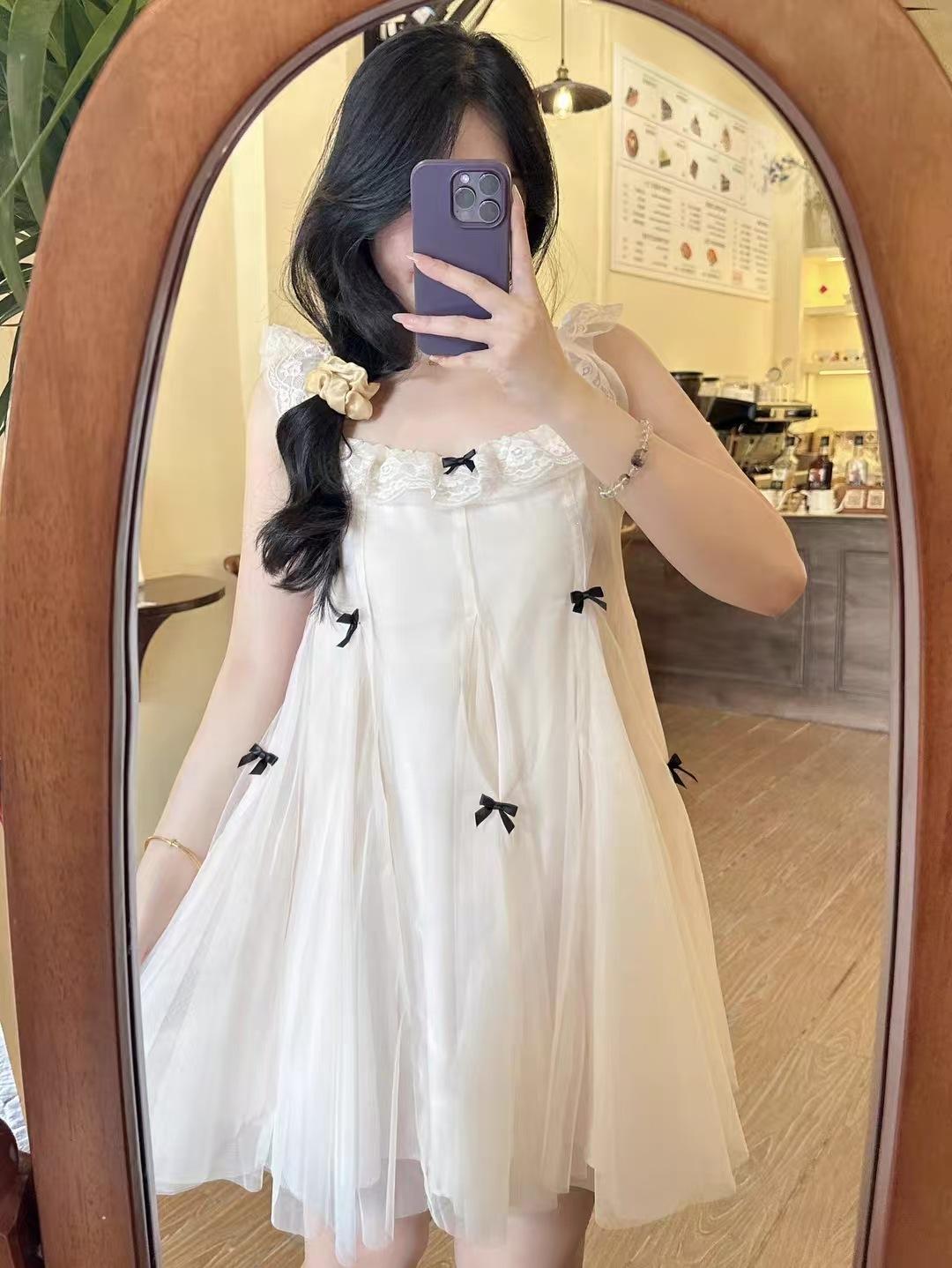 French gentle wind bow mesh dress women s 2026 summer new sweet suspender crew neck A word skirt S