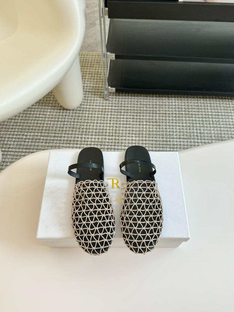 Entdecke neue Internet-Berühmtheiten mit dem gleichen Lissabon-Spaziergang~ Sommer-Netz-Hollow-Oberbekleidung mit flachen Sandalen Damen