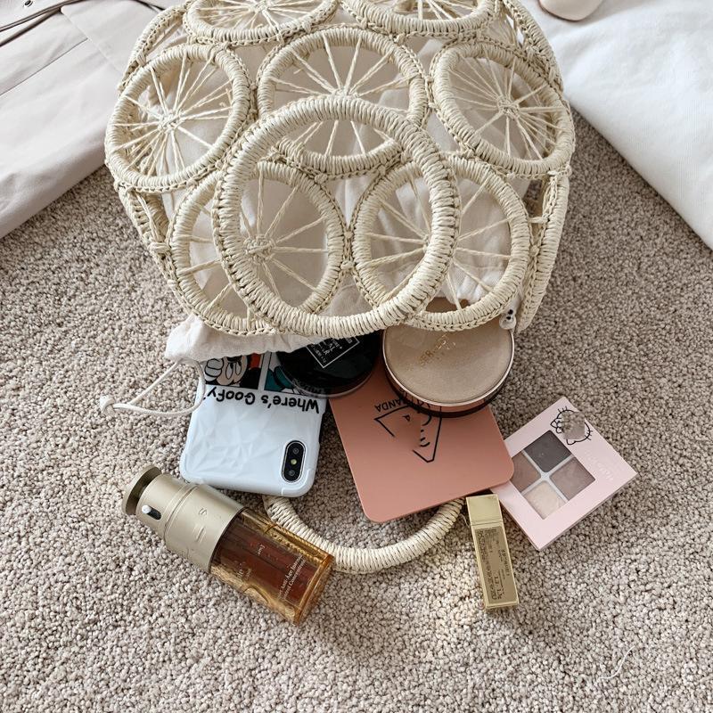 Seaside Holiday Bag Hollow Straw Large Capacity Beach Crossbody Bag Summer Hand Weaving Shoulder Bag