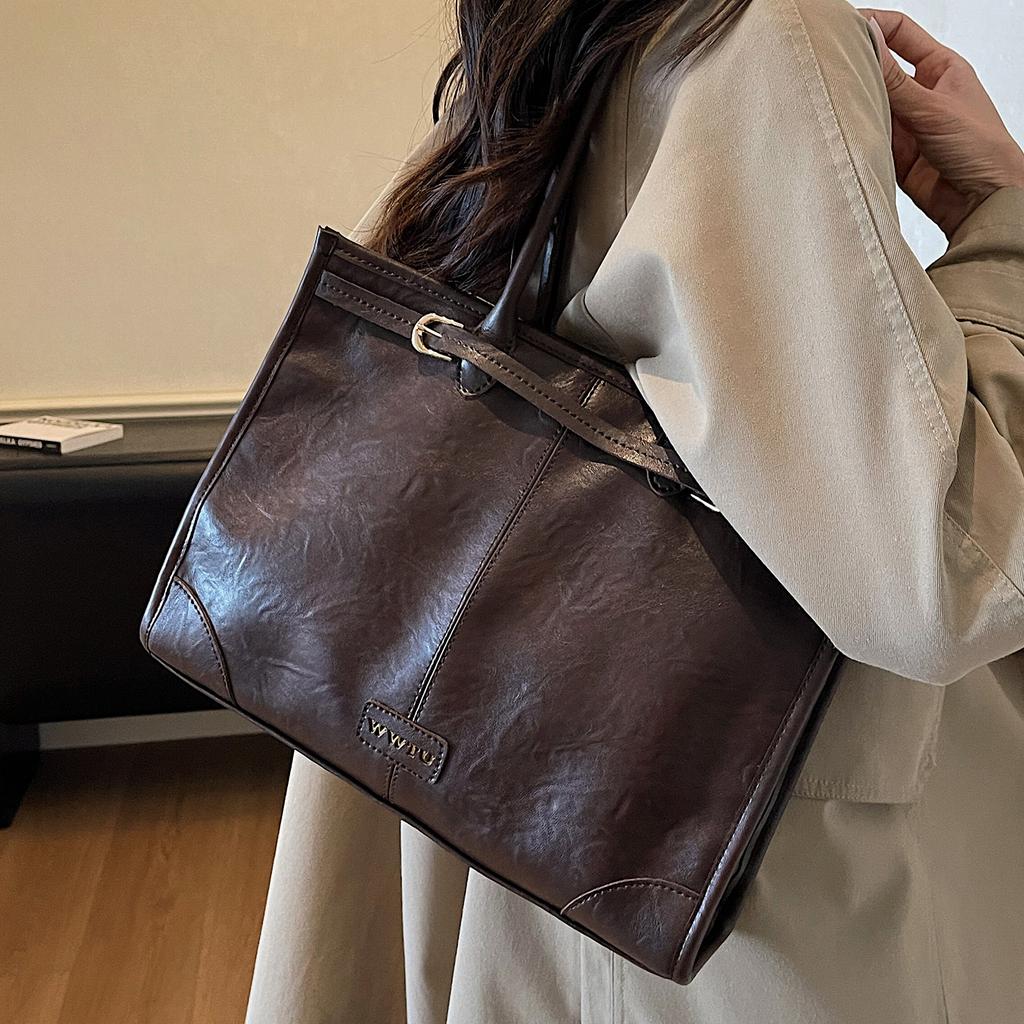 High-end Casual Travel Bags Vintage Large Capacity PU Women's Handbags Simple Letter Shopping Square Single Shoulder Bag