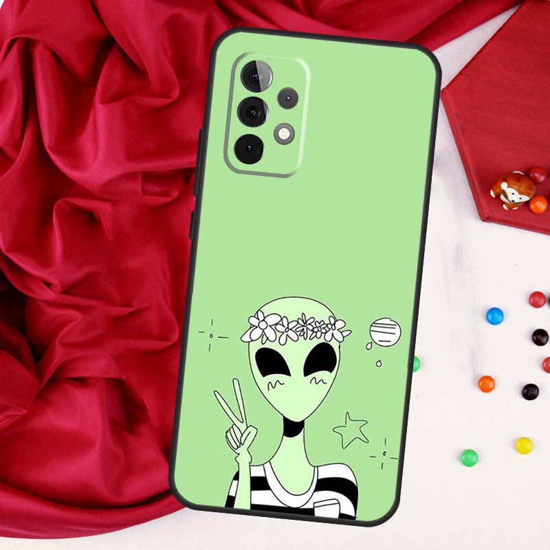 Aesthetics Cute Cartoon Alien For Samsung Galaxy A15 A55 A53 A33 A35 A22 A32 A52 A54 A34 A14 A56 A36 A26 A16 A05 A06 Case