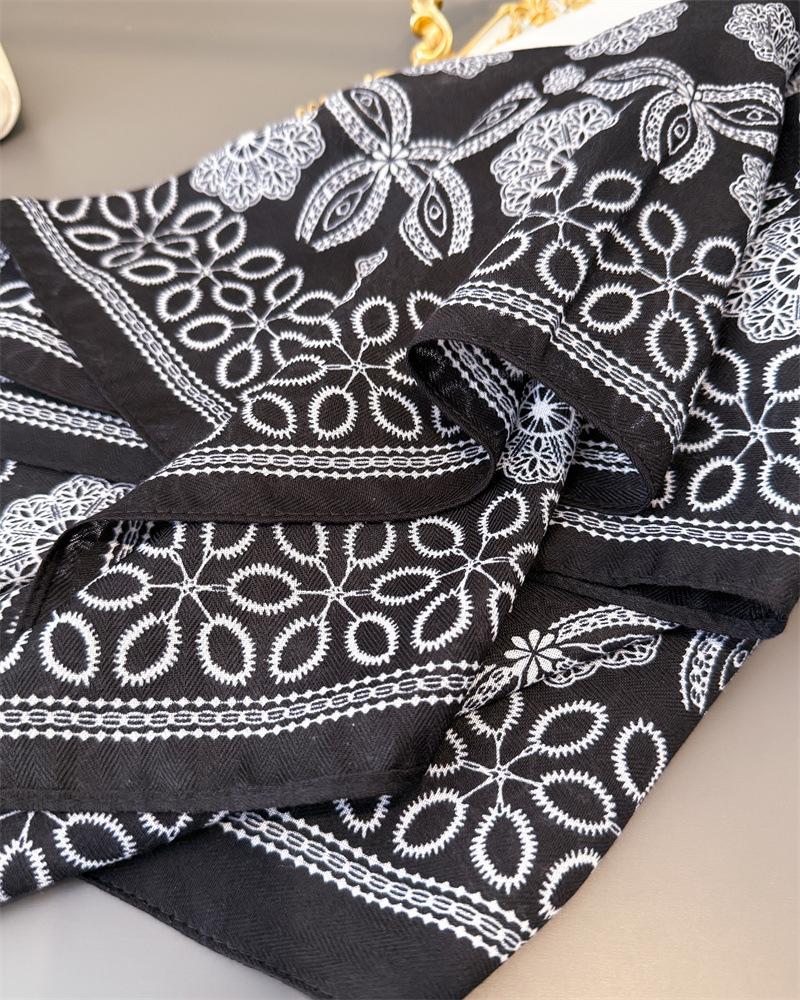 Luxury Print Female Neck Scarf Cotton Linen Feeling Women Hair Scarves Foulard Head Band Shawls Wraps Neckerchief Bandana
