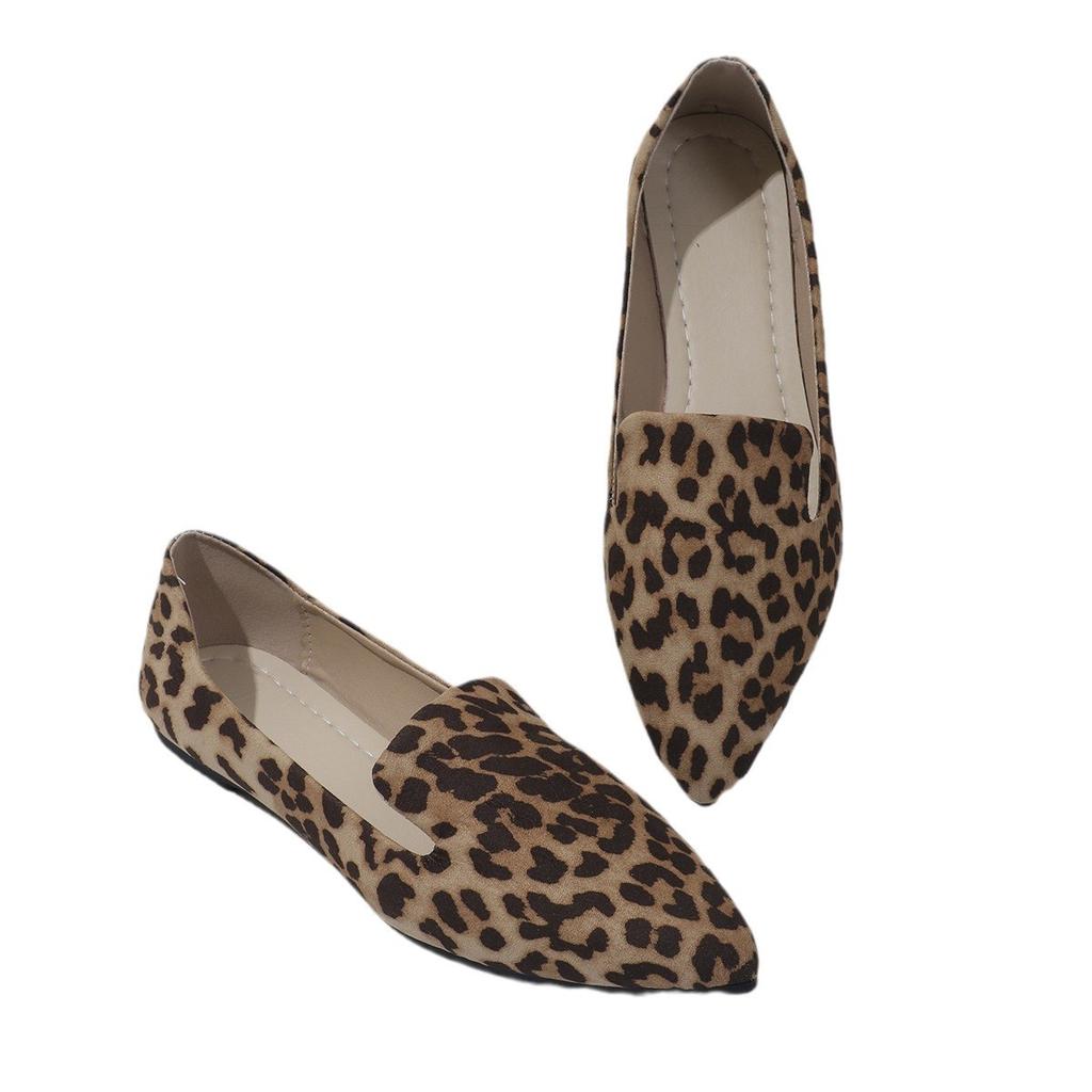 Foreign Trade Flat Heel Pointed Flat Shoes 2025 New Large Size Leopard Print Light Mouth Suede Casual Shoes